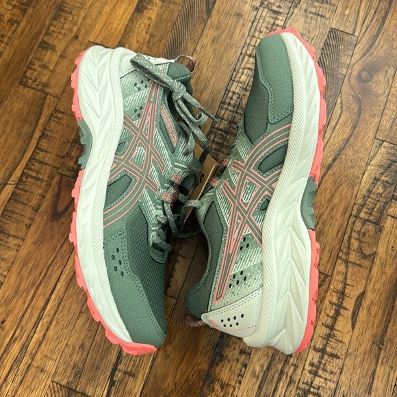 ASICS GEL Venture 9 Running Shoe Sneakers green. New with tags - Picture 13 of 16